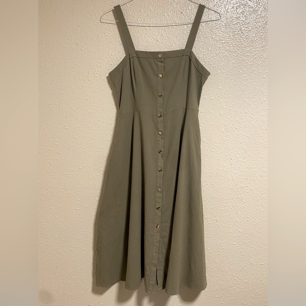 NWT Lulus INA Brand Olive Dress Size Large Gold Buttons Down Front w/Pockets
